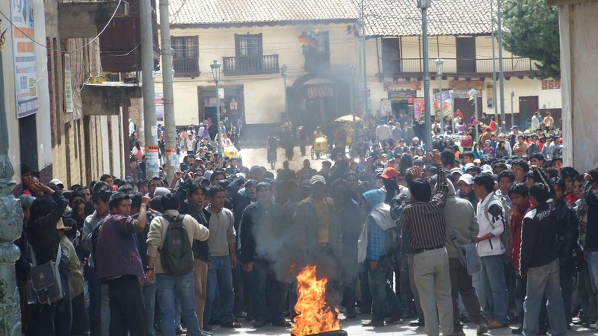 Estudiantes Huancavelica